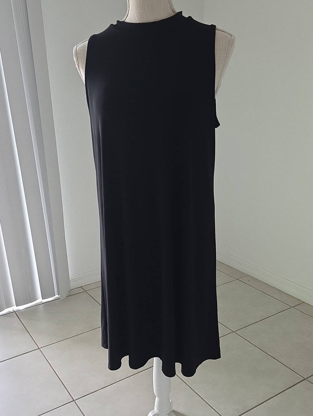 Classic Black Sleeveless A-Line Skirt